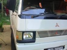 Mitsubishi L300 1986 Van