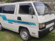 Mitsubishi L300 1979 Van