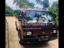 Mitsubishi L300 1985 Van
