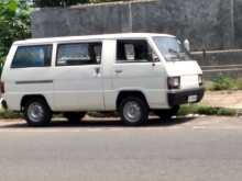 Mitsubishi L300 1985 Van