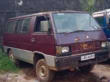 Mitsubishi L300 1983 Van