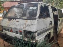 Mitsubishi L300 1981 Van