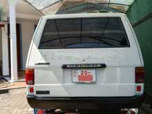 https://riyasewana.com/uploads/mitsubishi-l-300-41958254793.jpg