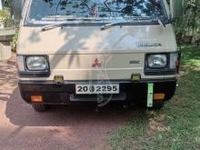 Mitsubishi L300 1984 Van