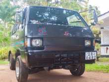 Mitsubishi L300 1983 Van