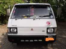 Mitsubishi L300 1981 Van