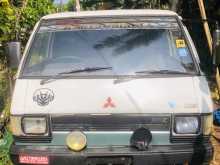 Mitsubishi L300 1989 Van