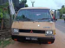 Mitsubishi L300 1985 Van