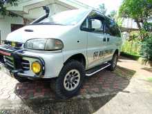 Mitsubishi L 400 SPACEGEAR 1996 Van