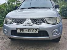 Mitsubishi L200 2012 Pickup