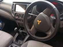 https://riyasewana.com/uploads/mitsubishi-l200-121452094612.jpg