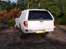 https://riyasewana.com/uploads/mitsubishi-l200-1495357843.jpg