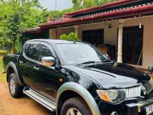 https://riyasewana.com/uploads/mitsubishi-l200-15130224524.jpg