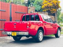 https://riyasewana.com/uploads/mitsubishi-l200-1711335217846.jpg