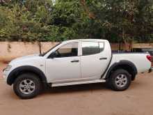 https://riyasewana.com/uploads/mitsubishi-l200-182022304812.jpg