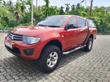 https://riyasewana.com/uploads/mitsubishi-l200-1965918762.jpg