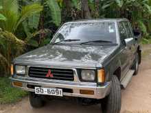 https://riyasewana.com/uploads/mitsubishi-l200-1987-196465312312.jpg