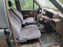 https://riyasewana.com/uploads/mitsubishi-l200-1987-267035412453.jpg