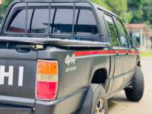 https://riyasewana.com/uploads/mitsubishi-l200-1991-2111263112323.jpg