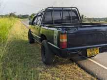 https://riyasewana.com/uploads/mitsubishi-l200-1992-128465612074.jpg