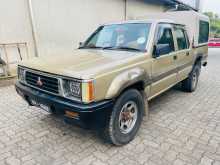 https://riyasewana.com/uploads/mitsubishi-l200-1993-3018193912302.jpg