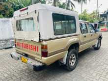 https://riyasewana.com/uploads/mitsubishi-l200-1993-3018193912563.jpg