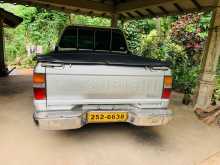 https://riyasewana.com/uploads/mitsubishi-l200-1998-1113540812692.jpg