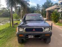 Mitsubishi L200 2000 Pickup