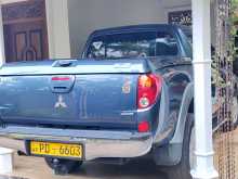https://riyasewana.com/uploads/mitsubishi-l200-2007-2319141912972.jpg