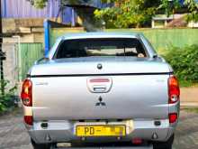 https://riyasewana.com/uploads/mitsubishi-l200-2007-306444212313.jpg