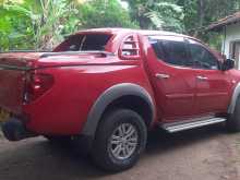 https://riyasewana.com/uploads/mitsubishi-l200-2010-2412405512063.jpg