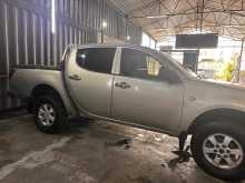 https://riyasewana.com/uploads/mitsubishi-l200-2011-1423150412914.jpg