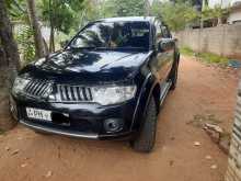 https://riyasewana.com/uploads/mitsubishi-l200-2014-229305412583.jpg
