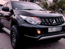 https://riyasewana.com/uploads/mitsubishi-l200-2016-2622214712141.jpg