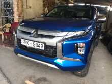 https://riyasewana.com/uploads/mitsubishi-l200-2101513574.jpg