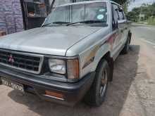 Mitsubishi L200 1987 Pickup