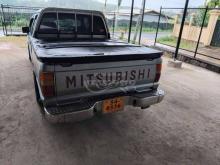 https://riyasewana.com/uploads/mitsubishi-l200-27103449476291.jpg