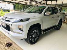 https://riyasewana.com/uploads/mitsubishi-l200-27132251995.jpg