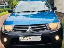 Mitsubishi L200 2WD 2011 Pickup