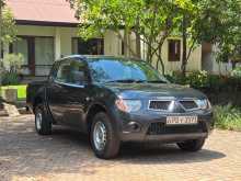 Mitsubishi L200 2WD 2011 Pickup