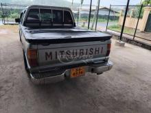 https://riyasewana.com/uploads/mitsubishi-l200-4211640697458.jpg