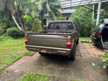 https://riyasewana.com/uploads/mitsubishi-l200-42155404312.jpg