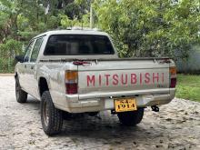 https://riyasewana.com/uploads/mitsubishi-l200-4wd-1710030517966.jpg