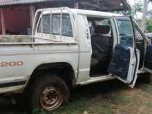 https://riyasewana.com/uploads/mitsubishi-l200-4wd-1991-1819364312224.jpg