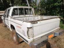 https://riyasewana.com/uploads/mitsubishi-l200-4wd-1991-1819364312523.jpg