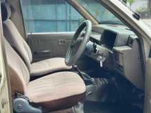 https://riyasewana.com/uploads/mitsubishi-l200-4wd-1994-1713114112824.jpg