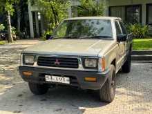 https://riyasewana.com/uploads/mitsubishi-l200-4wd-1994-98274212173.jpg
