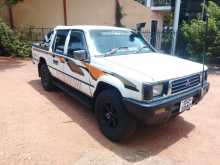 Mitsubishi L200 4WD 1998 Pickup
