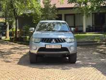 Mitsubishi L200 4WD 2007 Pickup