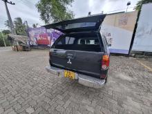 https://riyasewana.com/uploads/mitsubishi-l200-4x4-11723406854.jpg